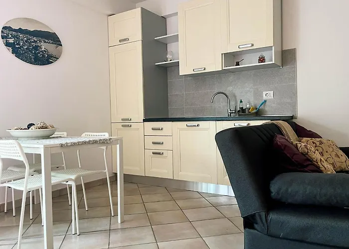Belvedere_studio Flat 公寓 San Fermo della Battaglia